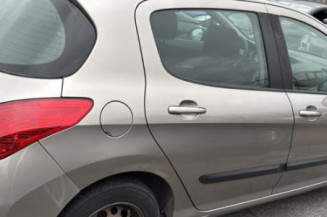 Vitre avant droit PEUGEOT 308 1