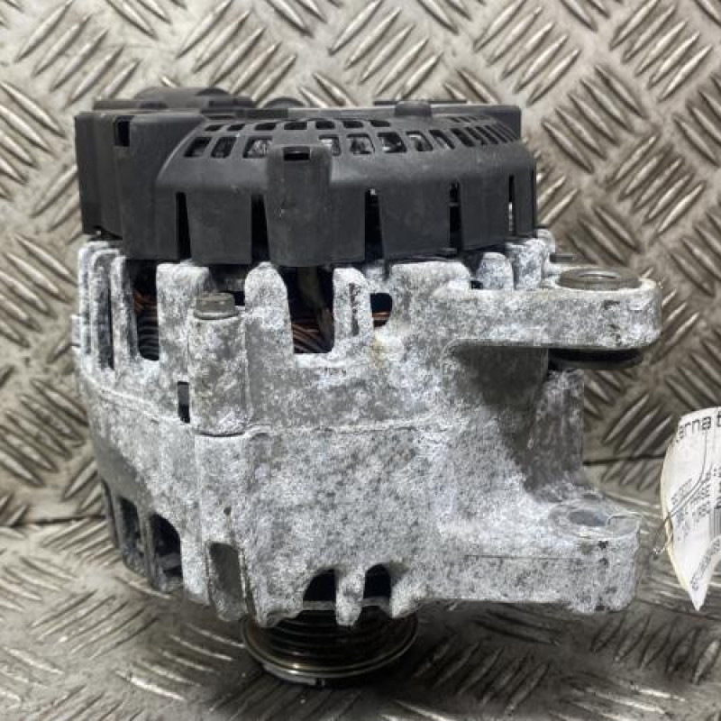 Alternateur PEUGEOT 308 2 Photo n°1