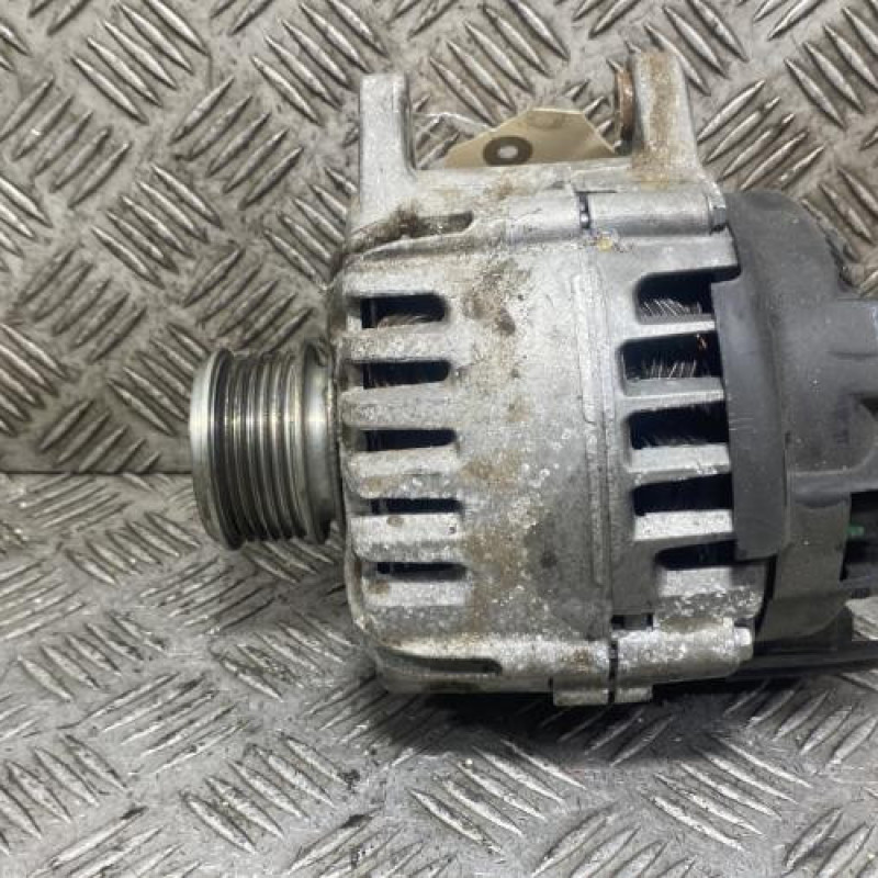 Alternateur RENAULT CLIO 5 Photo n°4
