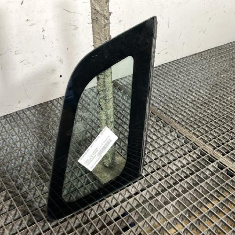 Custode arriere gauche FORD FIESTA 5 Photo n°2