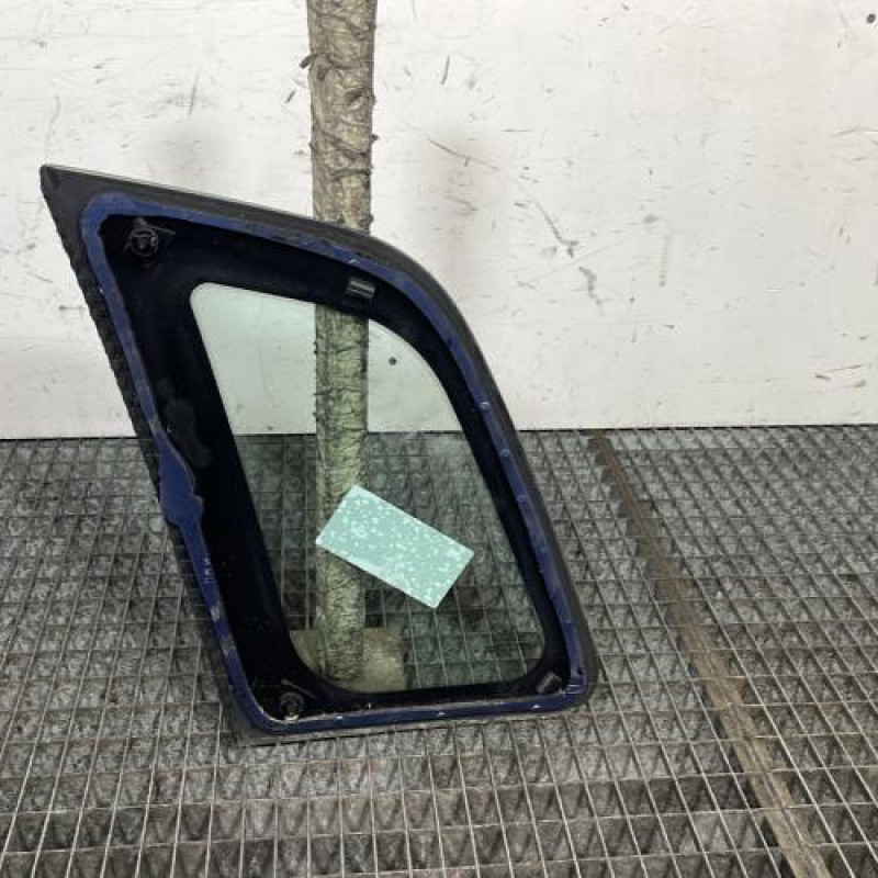 Custode arriere gauche FORD FIESTA 5 Photo n°4