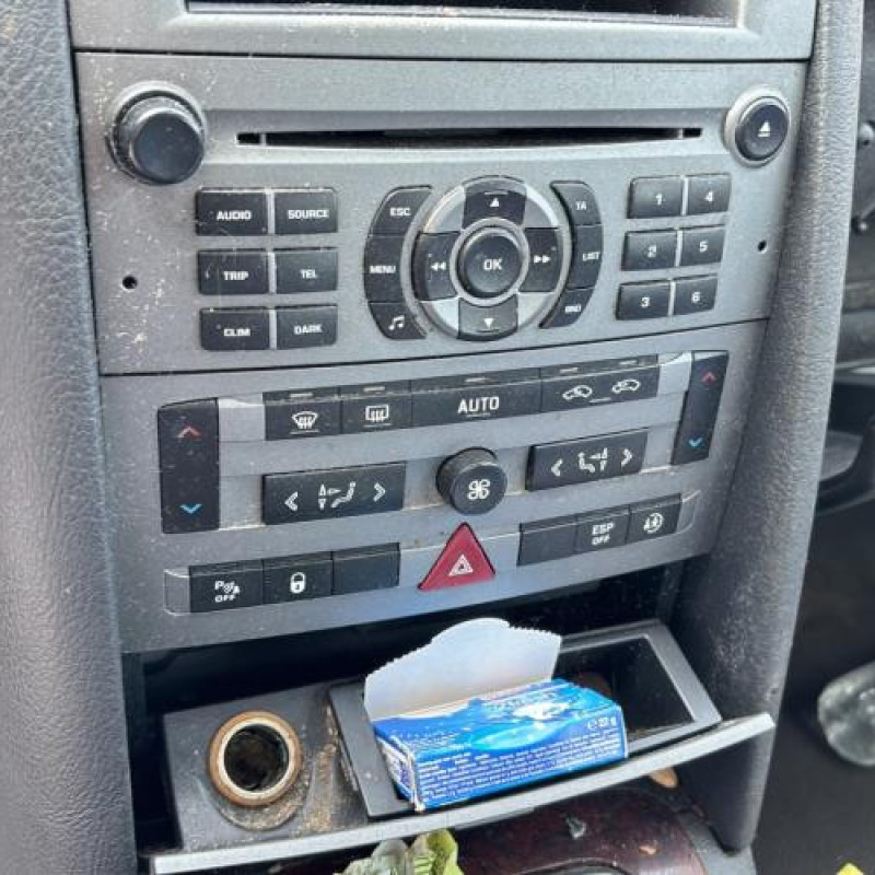 Reservoir essence PEUGEOT 407 Photo n°16