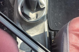 Attache ceinture arriere droit RENAULT MODUS