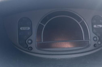 Attache ceinture arriere droit RENAULT MODUS