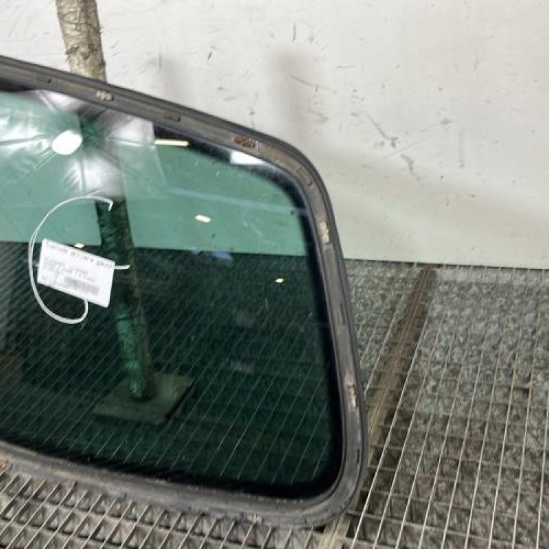 Custode arriere gauche VOLKSWAGEN SHARAN 2 Photo n°2