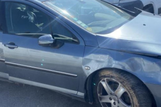 Reservoir essence PEUGEOT 407