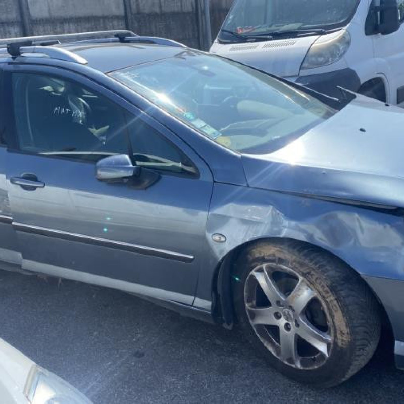 Reservoir essence PEUGEOT 407 Photo n°9