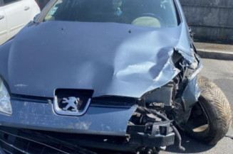 Reservoir essence PEUGEOT 407