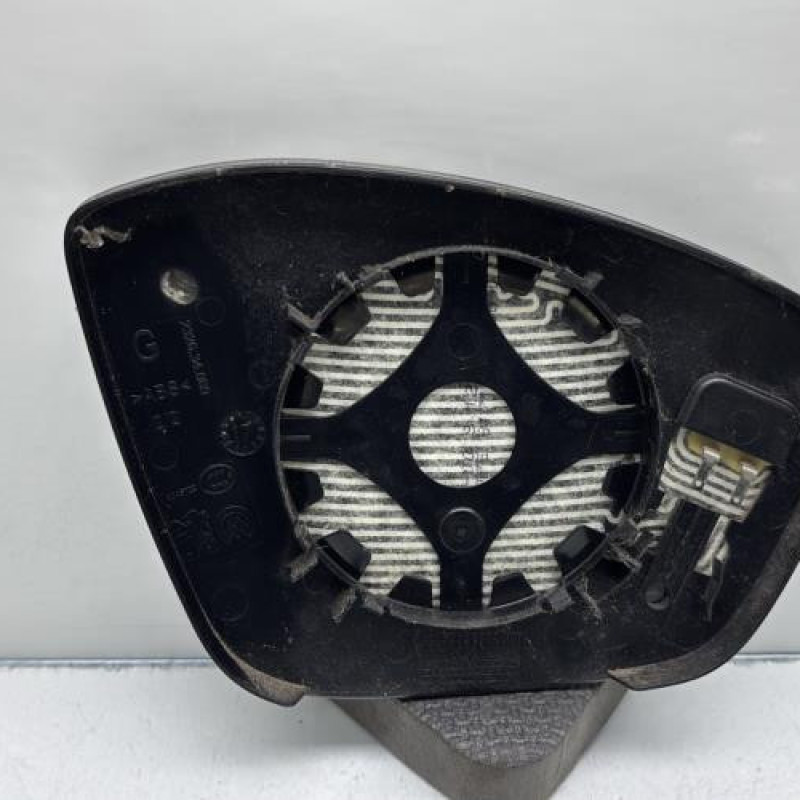 Glace retroviseur gauche PEUGEOT 208 1 Photo n°2