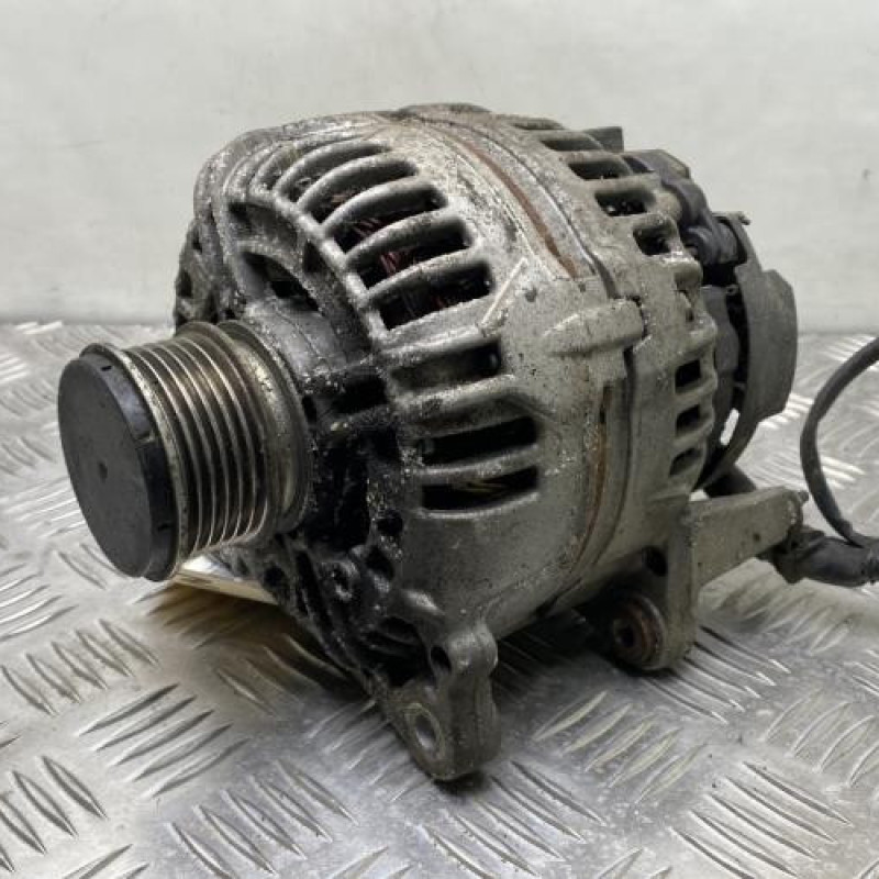 Alternateur VOLKSWAGEN POLO 4 Photo n°1