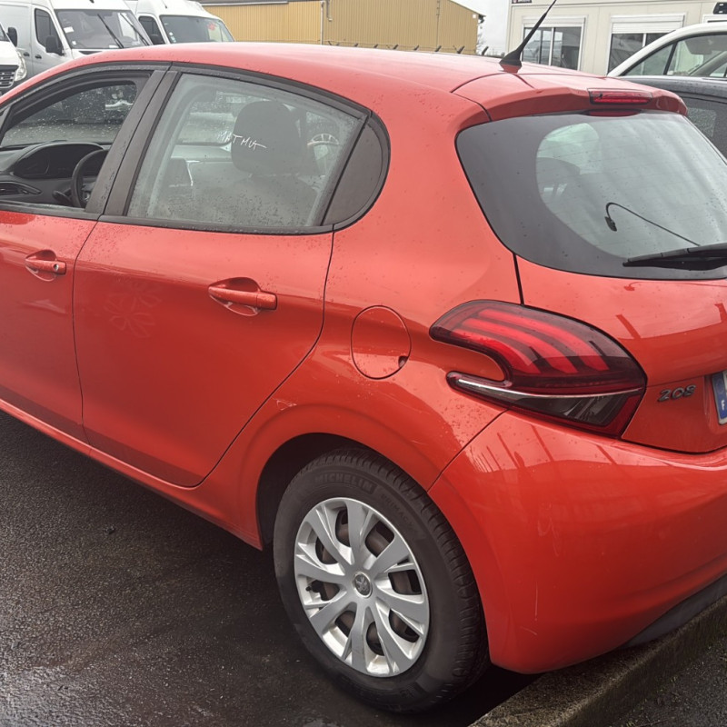 PEUGEOT 208 1 PHASE 2 1.6 BLUE HDI - 8V TURBO Photo n°4