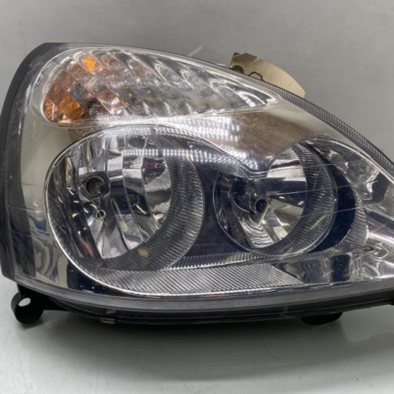 Optique avant principal droit (feux)(phare) RENAULT CLIO 2 CAMPUS Photo n°1