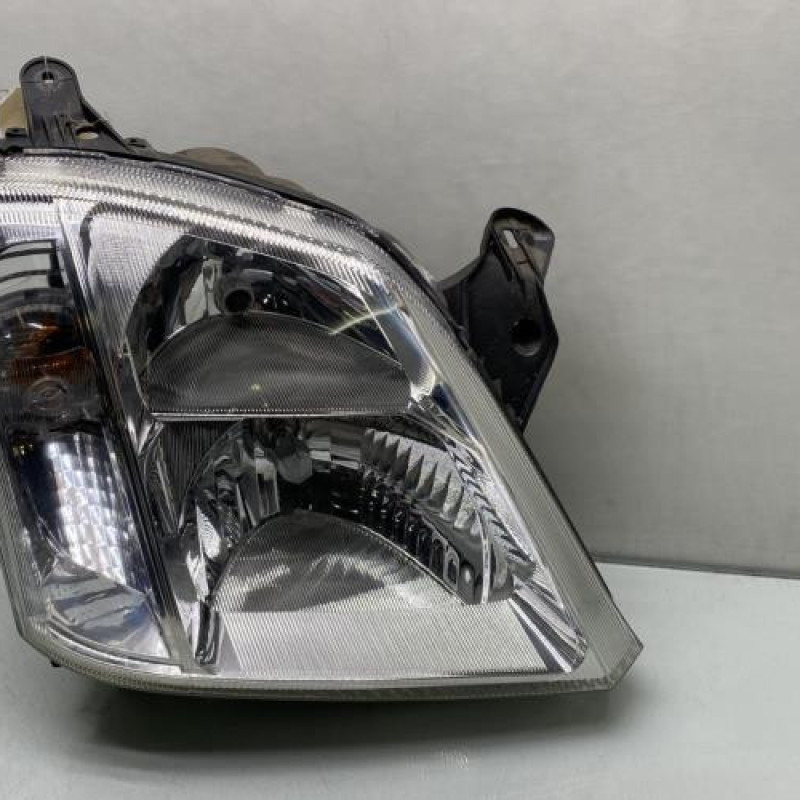 Optique avant principal droit (feux)(phare) OPEL MERIVA A Photo n°1