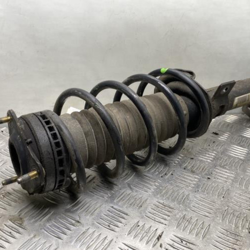 Amortisseur avant droit FORD FIESTA 5 Photo n°1