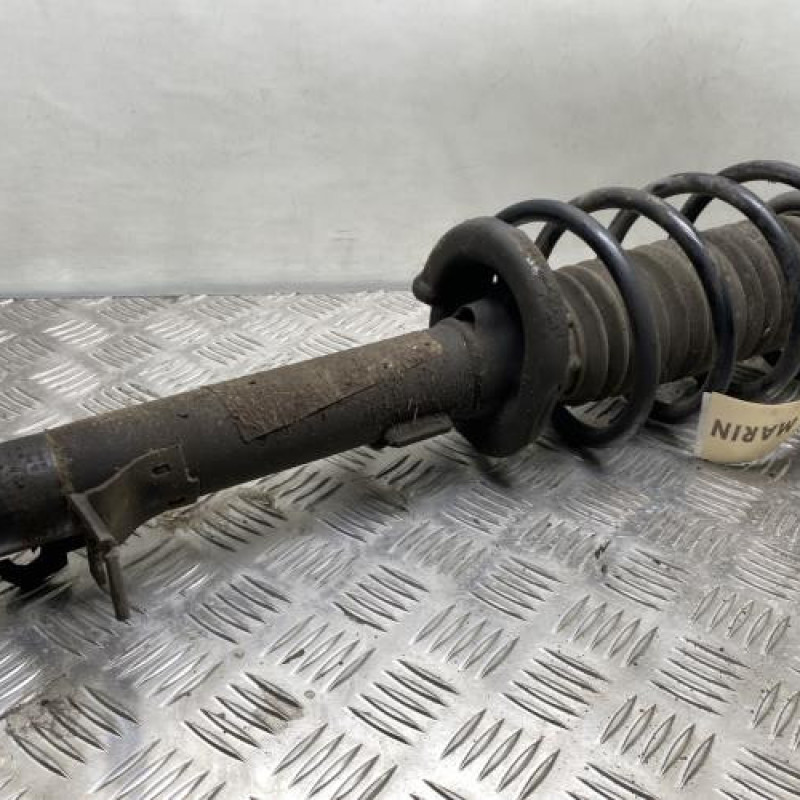 Amortisseur avant droit FORD FIESTA 5 Photo n°3