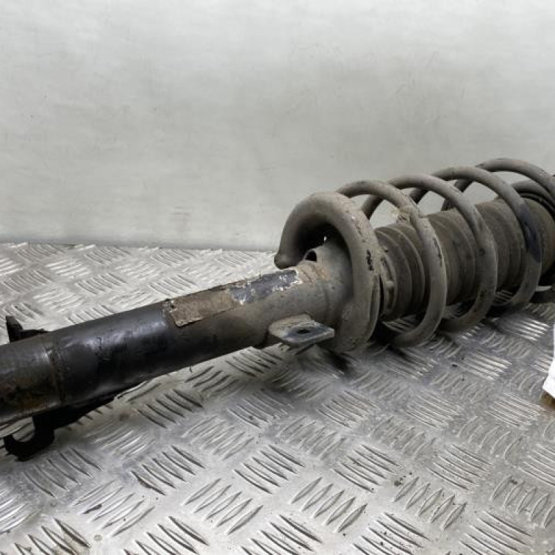 Amortisseur avant gauche FORD FIESTA 5 Photo n°3