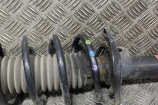 Amortisseur avant droit PEUGEOT 208 1 Photo n°1