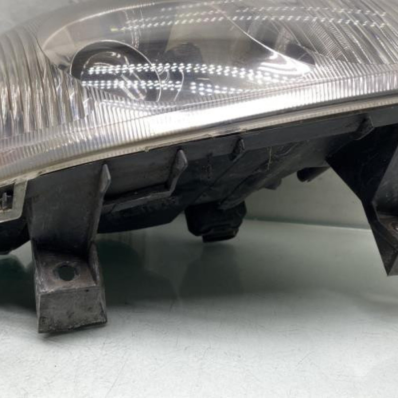 Optique avant principal droit (feux)(phare) RENAULT CLIO 2 Photo n°2