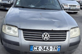 Optique avant principal droit (feux)(phare) VOLKSWAGEN PASSAT 4