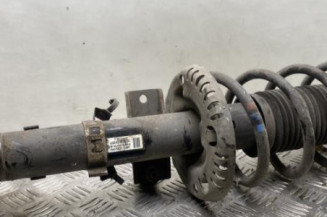 Amortisseur avant droit VOLKSWAGEN POLO 4 Photo n°1