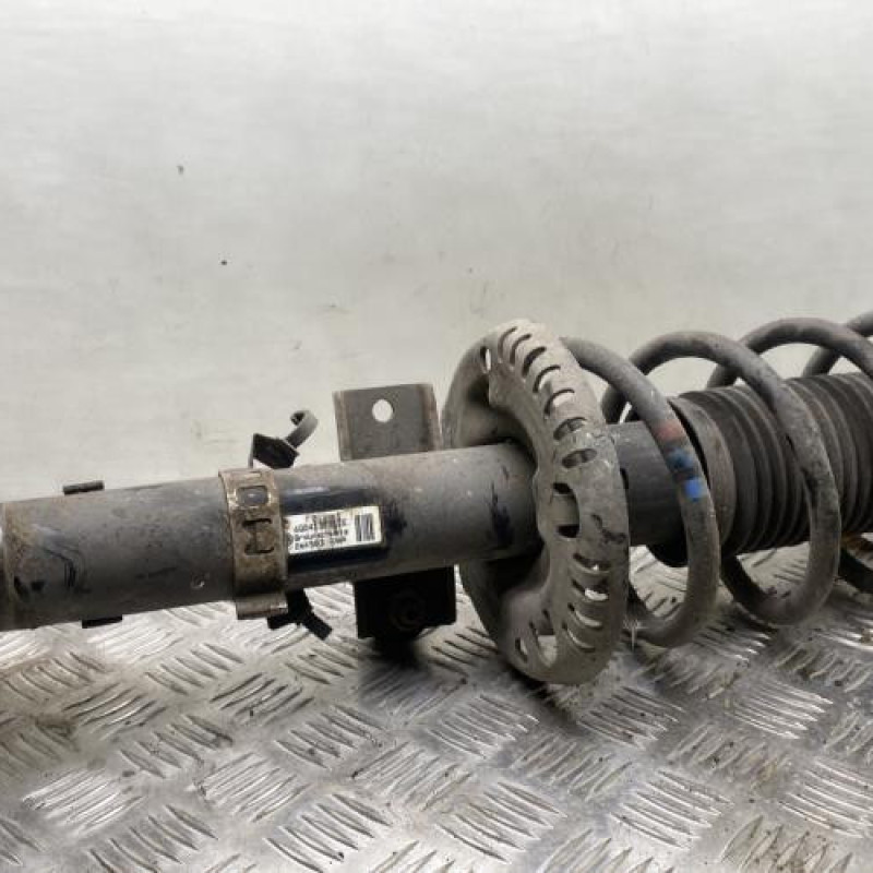 Amortisseur avant droit VOLKSWAGEN POLO 4 Photo n°1