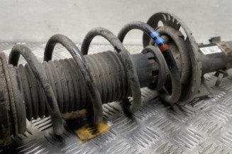 Amortisseur avant droit VOLKSWAGEN POLO 4