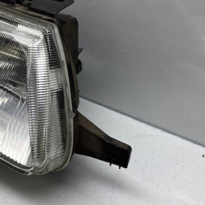 Optique avant principal droit (feux)(phare) CITROEN SAXO Photo n°3