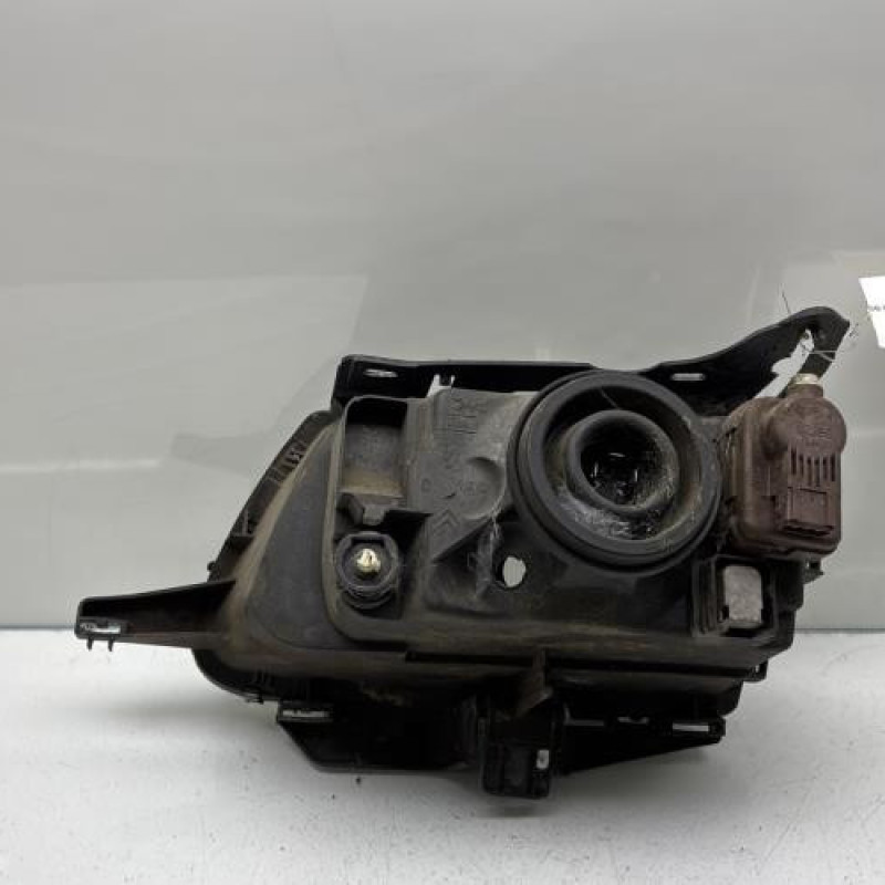 Optique avant principal droit (feux)(phare) CITROEN SAXO Photo n°6