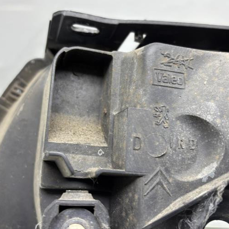 Optique avant principal droit (feux)(phare) CITROEN SAXO Photo n°8