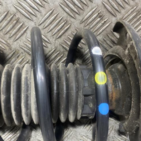 Amortisseur avant droit PEUGEOT 2008 1