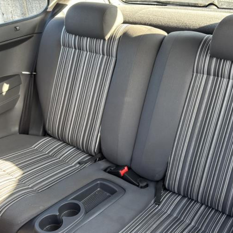 Alternateur VOLKSWAGEN FOX Photo n°17