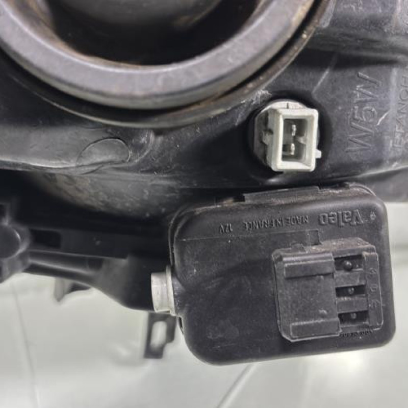 Optique avant principal droit (feux)(phare) TOYOTA YARIS 2 Photo n°3