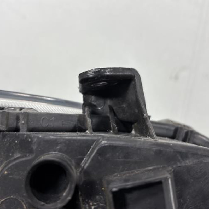 Optique avant principal droit (feux)(phare) TOYOTA YARIS 2 Photo n°5