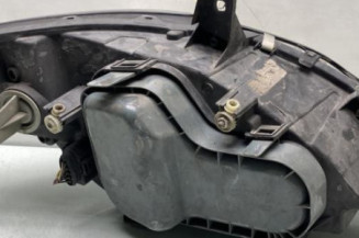 Optique avant principal droit (feux)(phare) MERCEDES VITO 639