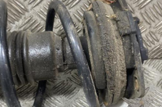 Amortisseur avant droit RENAULT CLIO 3