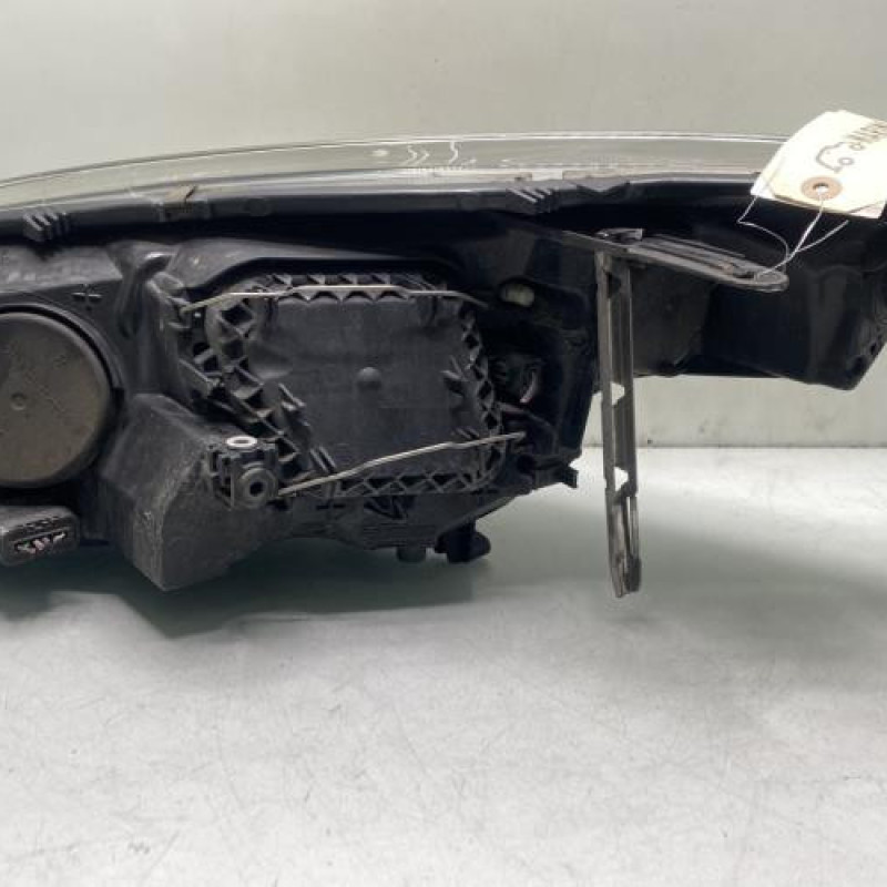 Optique avant principal droit (feux)(phare) RENAULT MEGANE 3 Photo n°4