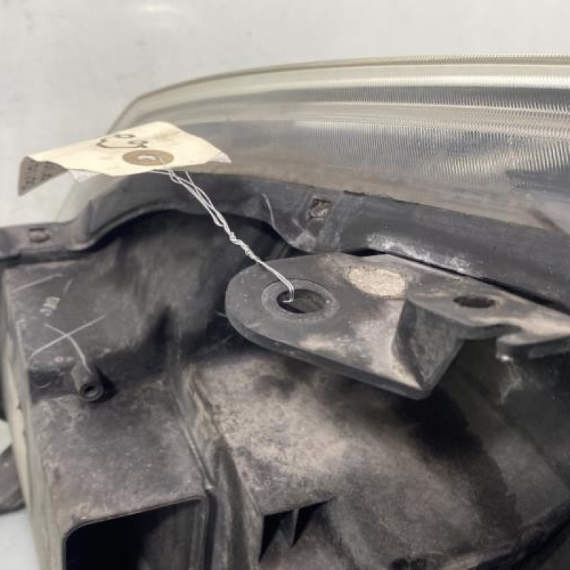 Optique avant principal droit (feux)(phare) RENAULT VEL SATIS Photo n°4