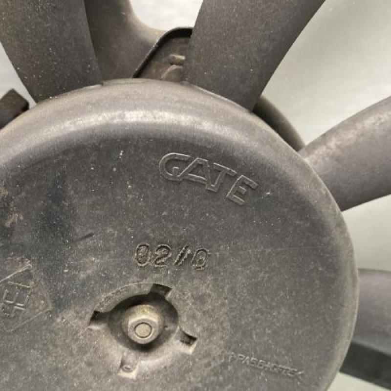 Moto ventilateur radiateur RENAULT TWINGO 1 Photo n°3