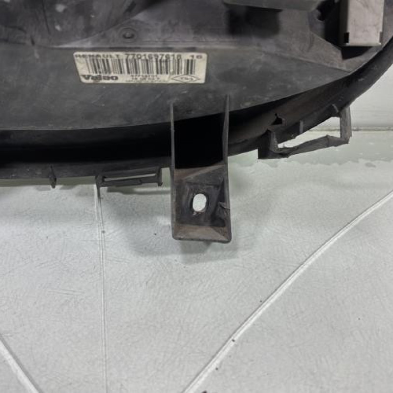 Optique avant principal droit (feux)(phare) RENAULT CLIO 2 Photo n°3