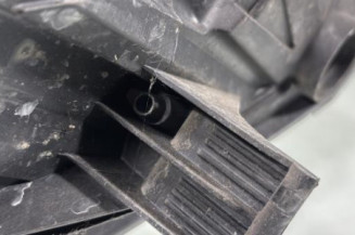 Optique avant principal gauche (feux)(phare) FORD FIESTA 6