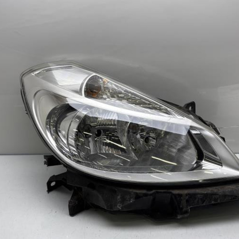 Optique avant principal droit (feux)(phare) RENAULT CLIO 3 Photo n°1