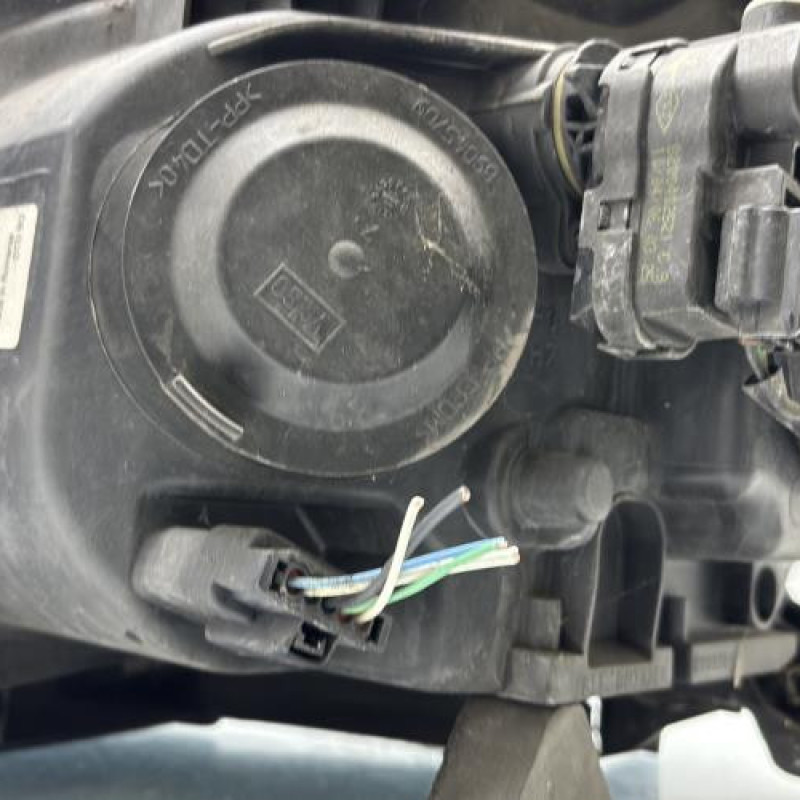 Optique avant principal droit (feux)(phare) RENAULT CLIO 3 Photo n°8