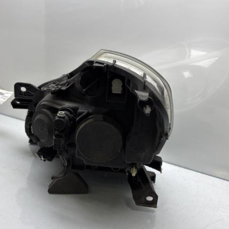 Optique avant principal droit (feux)(phare) RENAULT CLIO 3 Photo n°10