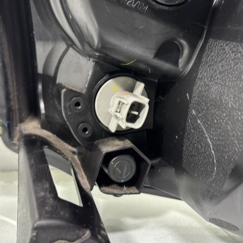 Optique avant principal droit (feux)(phare) SUZUKI CELERIO Photo n°7