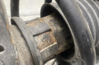 Amortisseur avant droit VOLKSWAGEN SCIROCCO 3