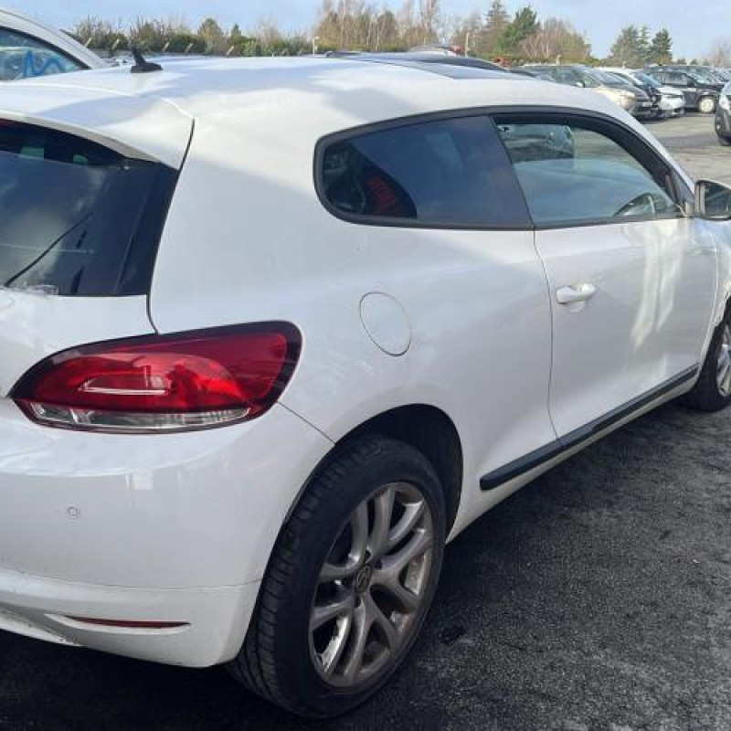 Amortisseur avant droit VOLKSWAGEN SCIROCCO 3 Photo n°7