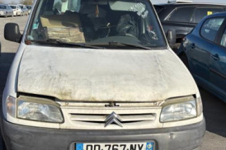 Vitre porte coffre gauche PEUGEOT PARTNER 1