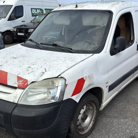 Vitre porte coffre droit PEUGEOT PARTNER 1 Photo n°1