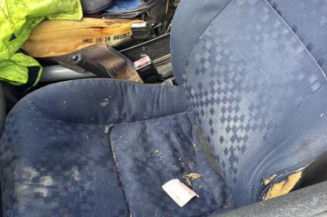 Vitre porte coffre droit PEUGEOT PARTNER 1