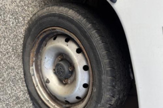 Vitre porte coffre droit PEUGEOT PARTNER 1